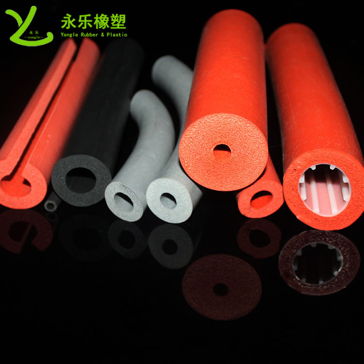 硅膠發(fā)泡管，耐高溫發(fā)泡硅膠管，保溫發(fā)泡硅膠管